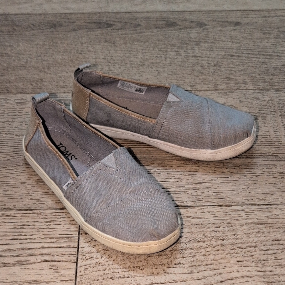 Toms Gray Loafers Slip-Ons with Elastic Panels